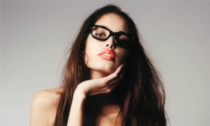 Đúng hay sai: Phụ nữ thông minh rất khó lấy chồng?