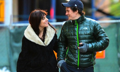 Sau nghi án đồng tính: Orlando Bloom 'tay trong tay' với người phụ nữ lạ