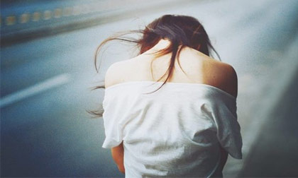 Vì ai đó mà từ bỏ bản thân mình có đáng không?