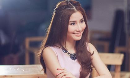 Diễm My 9X ngọt ngào trong MV saxophone