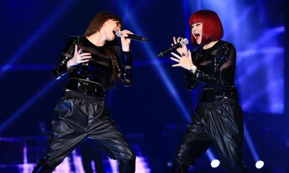 Thiều Bảo Trang cùng em gái trở lại "đại náo nhà xưa"