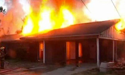 Đồng Tháp: Kỳ quặc đôi vợ chồng có “sở thích”…đốt nhà