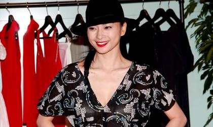 Ngô Thanh Vân rạng rỡ khoe vẻ đẹp "không tuổi"