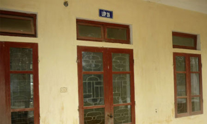 Cô giáo và phụ huynh đánh lộn ngay trên bục giảng