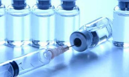 Hàng chục trẻ cấp cứu sau khi tiêm vaccine Quinvaxem
