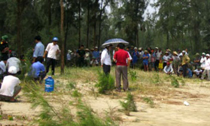 Bất thường vụ dì chết lõa thể, cháu mất tích