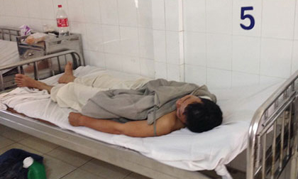 Chồng chích điện vợ đến chết rồi tự tử trong phòng trọ