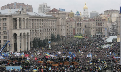 Cận cảnh cuộc biểu tình đang gây chấn động tại Ukraine