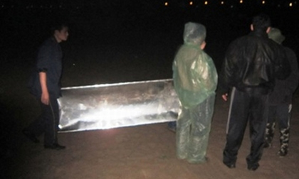 Phát hiện xác phụ nữ phân hủy ở sông Hồng