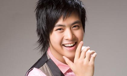 Wanbi Tuấn Anh được vinh danh tại "Làn sóng xanh" năm nay