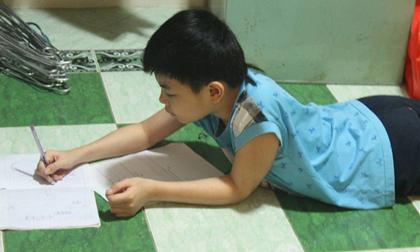 Con trai Cát Phượng "chong đèn" tại phim trường