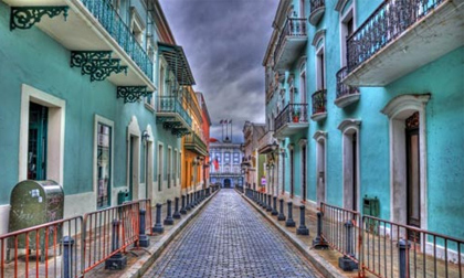 Những con phố sặc sỡ nhất thế giới