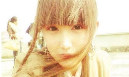 Chàng trai giả gái xinh đẹp như tiên nữ