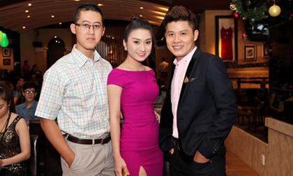 Bạn trai đại gia "hộ tống" Cao Mỹ Kim đến mừng Nguyễn Văn Chung