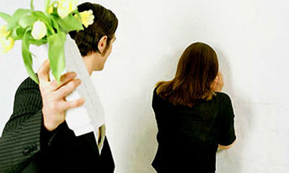 Đánh vợ sảy thai để chứng minh tình yêu với bồ