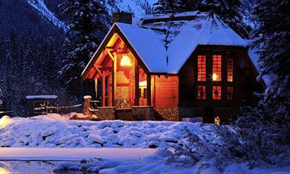 Ngắm cảnh tuyết đêm đẹp huyền ảo