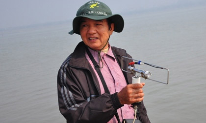 'Bác sĩ Tường không vứt xác chị Huyền trên bờ'