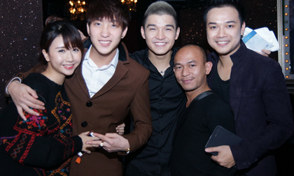 Dàn hotgirl - hotboy Hà Thành tưng bừng xôm tụ 