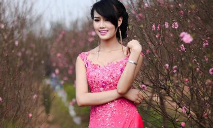 Ngắm mẫu trẻ Thùy Anh rạng rỡ cùng sắc Xuân