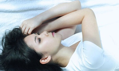 Quyết giật chồng người