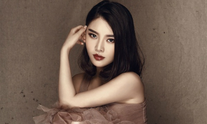 Người đẹp lộ clip sex Từ Đông Đông lả lơi xách váy