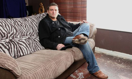 Không "cậu nhỏ" vẫn lên giường với 100 phụ nữ