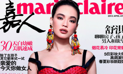 Ngắm Thư Kỳ khoe dáng đồng hồ cát đẹp ngỡ ngàng