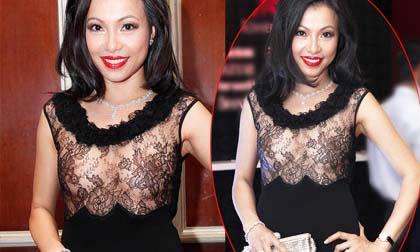 Ngô Mỹ Uyên khoe trọn “ngực bánh giày” trong lớp váy ren mỏng