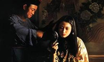 Chuyện người phụ nữ khát tình nghĩ đủ kế để thỏa mãn dục vọng