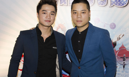 Hồng Dương cùng Dương Trần Nghĩa quậy tưng bừng tại bar