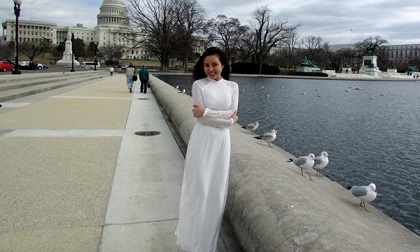 Vy Oanh dịu dàng áo dài trong giá lạnh nước Mỹ