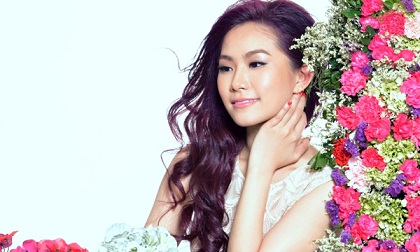 Lương Bích Hữu nữ tính với tóc dài 