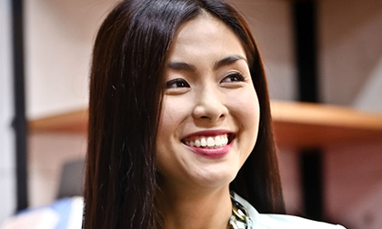 Hà Tăng bất ngờ ngồi ghế nóng