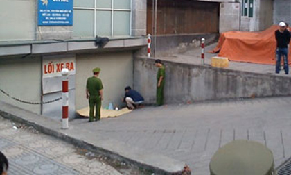 Hà Nội: Nghi án nam học sinh nhảy từ tầng 23 tự tử