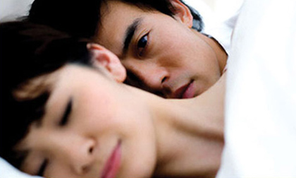 Ngoại tình nhưng chỉ “thèm” được lên giường với vợ