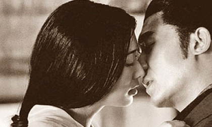 Người đàn ông "tình nguyện" để vợ "cắm sừng"