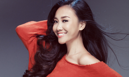 Đoan Trang tiếp tục ngồi ghế nóng Bước nhảy hoàn vũ