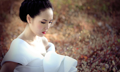 Phương Linh quyến rũ trong rừng 