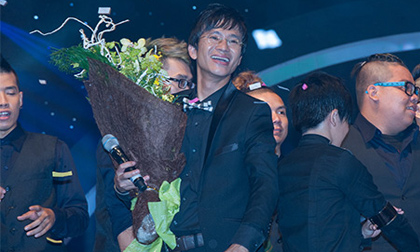 Luật sư tập sự Hữu Kiên đăng quang Vietnam's Got Talent 2013