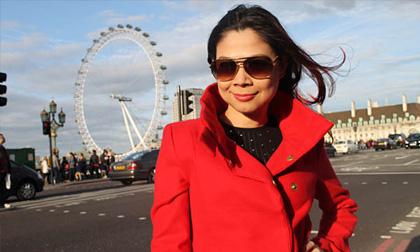 “Búp bê” Thanh Thảo “đỏ rực” ở Luân Đôn