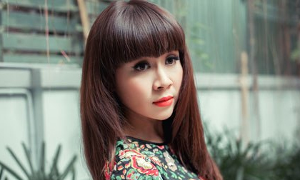 Lưu Thiên Hương đẹp như... búp bê Barbie