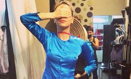 Đố cả nhà đây là ai?