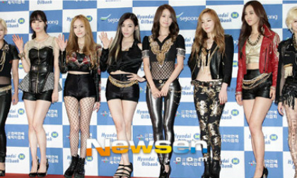  SNSD xấu xí với trang phục lưới