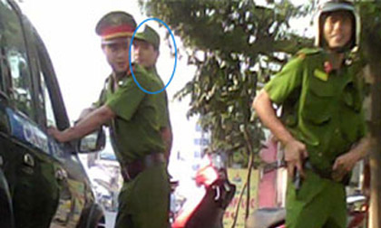 Lệnh truy nã nằm trong... ngăn kéo, người trốn lệnh thành công an