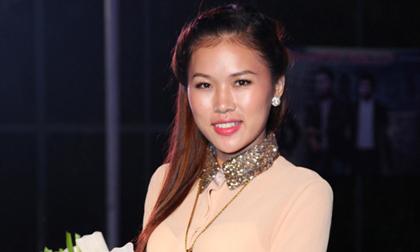 Á khôi Kim Yến "kín cổng cao tường" đi chấm thi