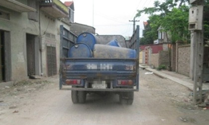 Rượu quê pha bằng... thuốc sâu và phân lân