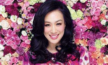 Ngắm Chung Lệ Đề khoe vẻ đẹp rạng ngời hơn hoa