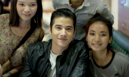 Hotboy Thái Mario ăn mừng phim đạt doanh thu khủng