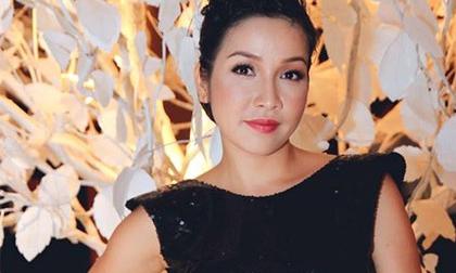 Mỹ Linh mất sạch tiền trên máy bay