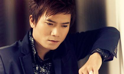 Khang Việt day dứt vì tình yêu 